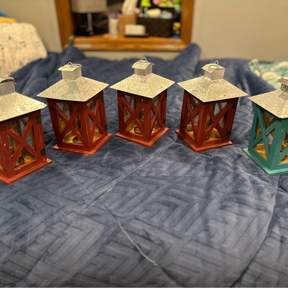 Rustic Red Lantern Set - Picture 6 of 10